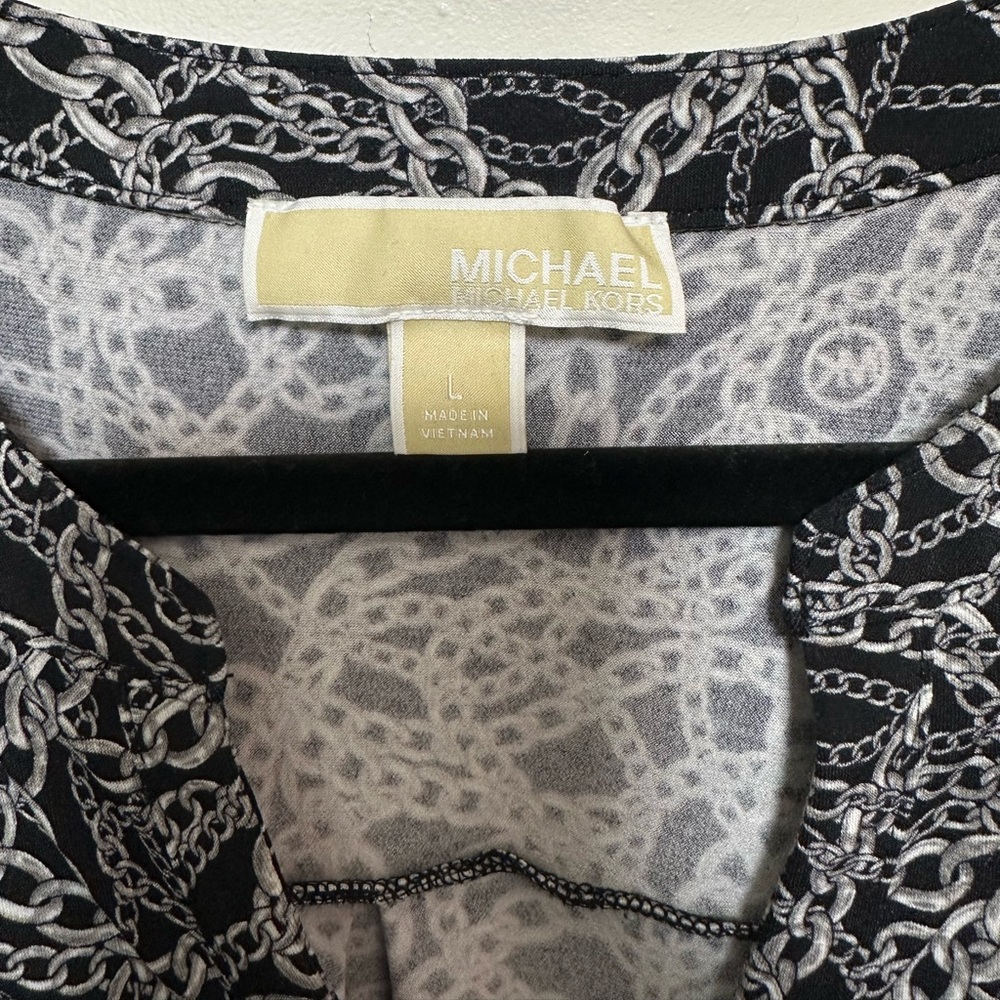 Michael Kors Chain Patterned Top in Black and White - Picture 3 of 8